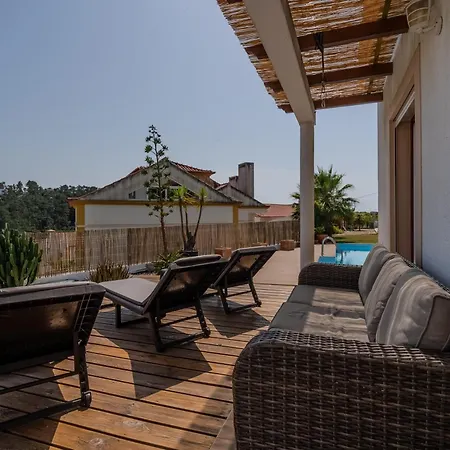 Sunrise - Retreat With Pool By Βίλα Ericeira